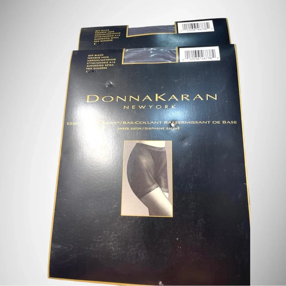 DONNA KARAN PANTYHOSE SIZE MEDIUM